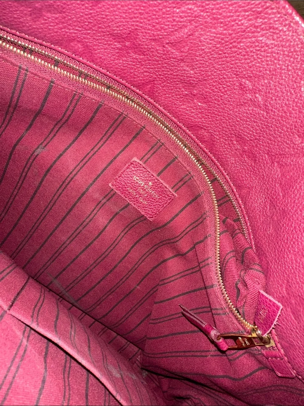 Louis Vuitton Monogram Empreinte Metis Hobo Bag